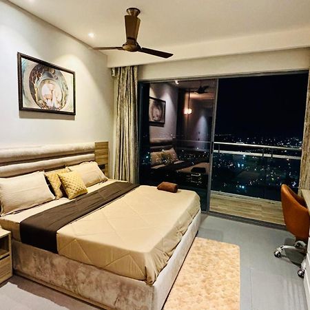 Countryside Luxury Suites - Supernova Noida New Delhi Exterior foto