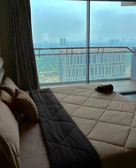 Countryside Luxury Suites - Supernova Noida New Delhi Exterior foto