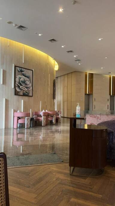 Countryside Luxury Suites - Supernova Noida New Delhi Exterior foto