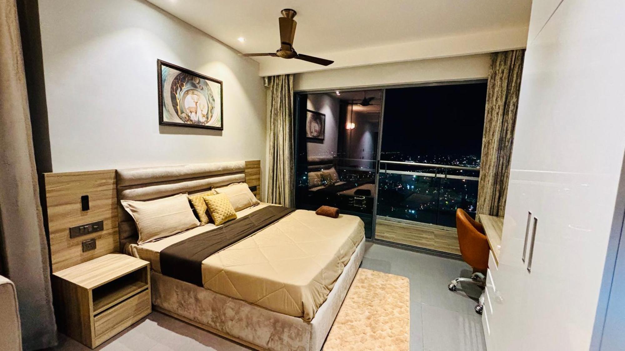 Countryside Luxury Suites - Supernova Noida New Delhi Exterior foto
